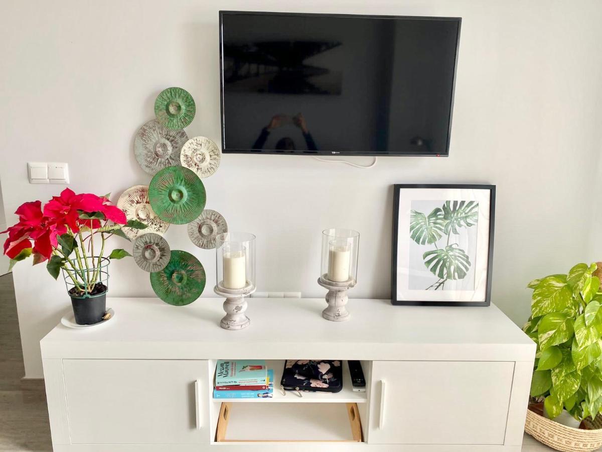Apartamento Luxury Attics Avenida Italia Parking Incluido Huelva Exterior foto