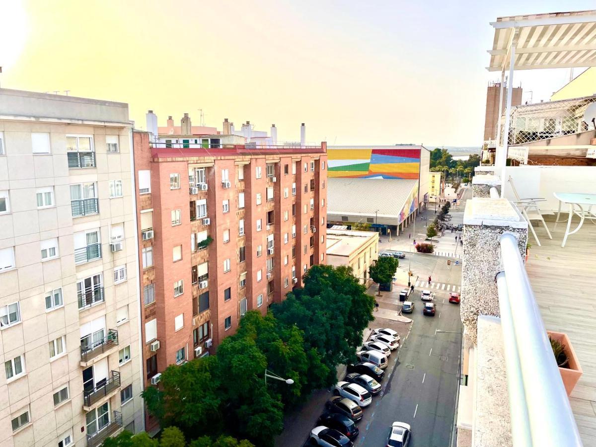 Apartamento Luxury Attics Avenida Italia Parking Incluido Huelva Exterior foto